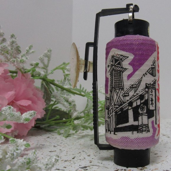 Mini Japanese Lantern Night Light - Picture 3 of 6